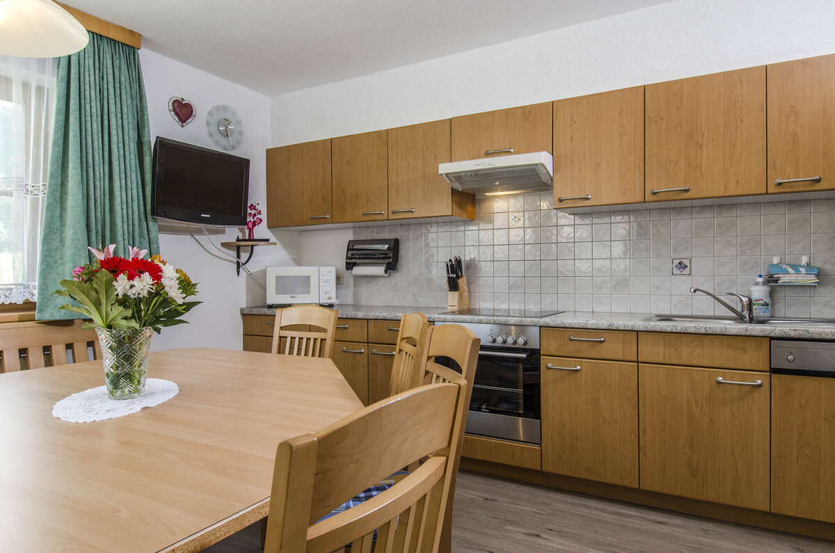  Gemütliches Apartment mit E-Herd mit Backrohr, Mikrowelle, Spülmaschine, Kühlschrank, Kaffeemaschine&hellip;