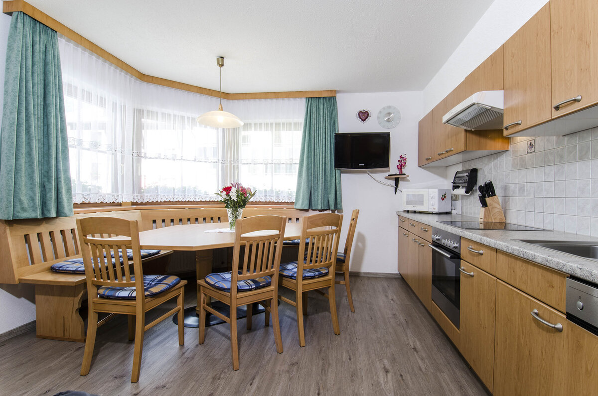  Gemütliches Apartment mit E-Herd mit Backrohr, Mikrowelle, Spülmaschine, Kühlschrank, Kaffeemaschine&hellip;