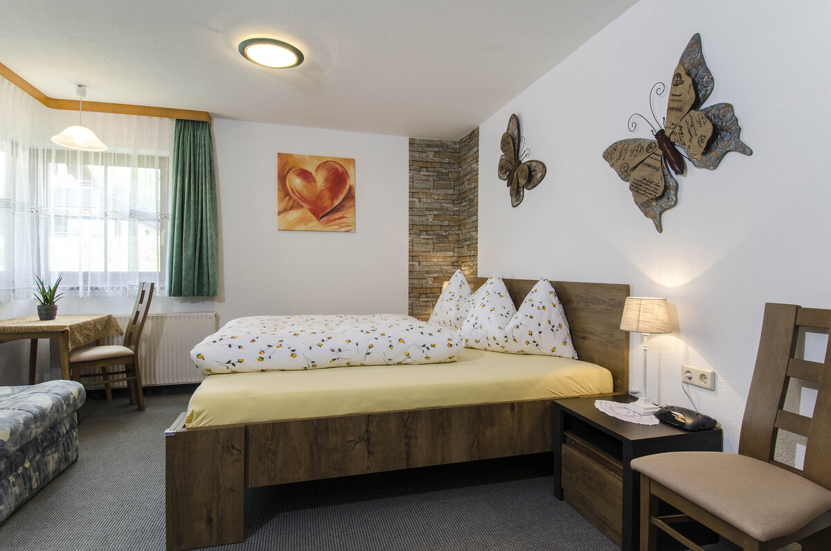  Gemütliches Apartment mit E-Herd mit Backrohr, Mikrowelle, Spülmaschine, Kühlschrank, Kaffeemaschine&hellip;